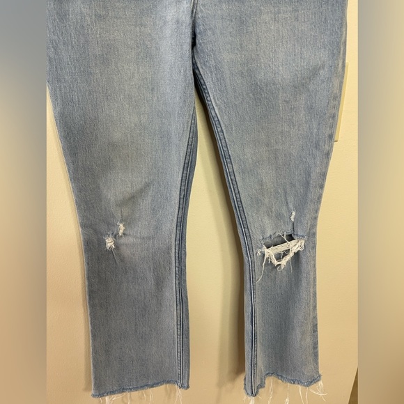 Abercrombie & Fitch Ultra High Rise Kick Flare Distressed Denim Jeans Pant Sz 26 - Picture 7 of 17
